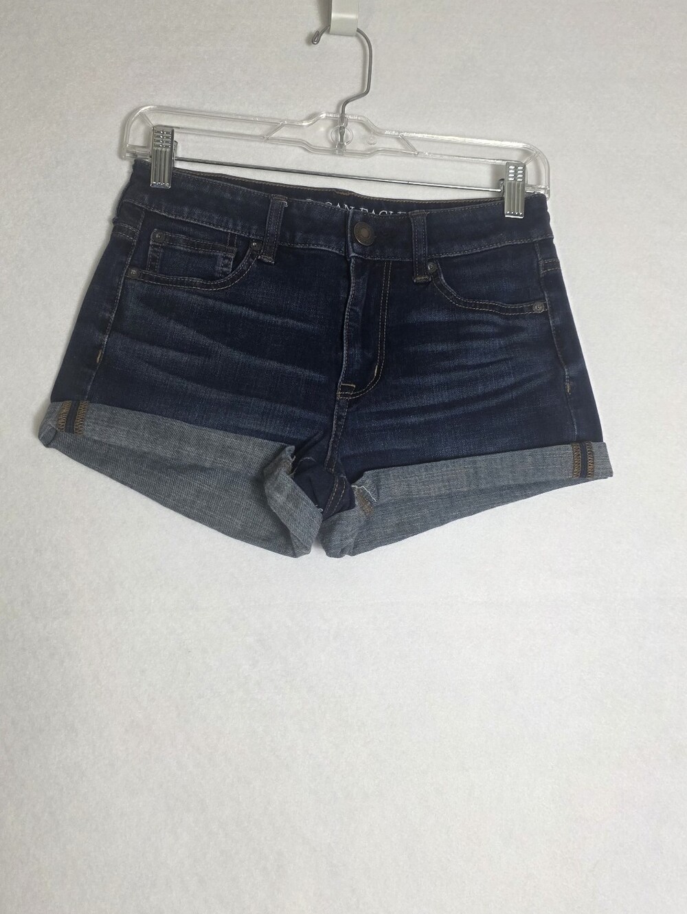 AMERICAN EAGLE Women's Dark Wash Super Stretch Cuffed Hi-Rise Shortie Shorts 2